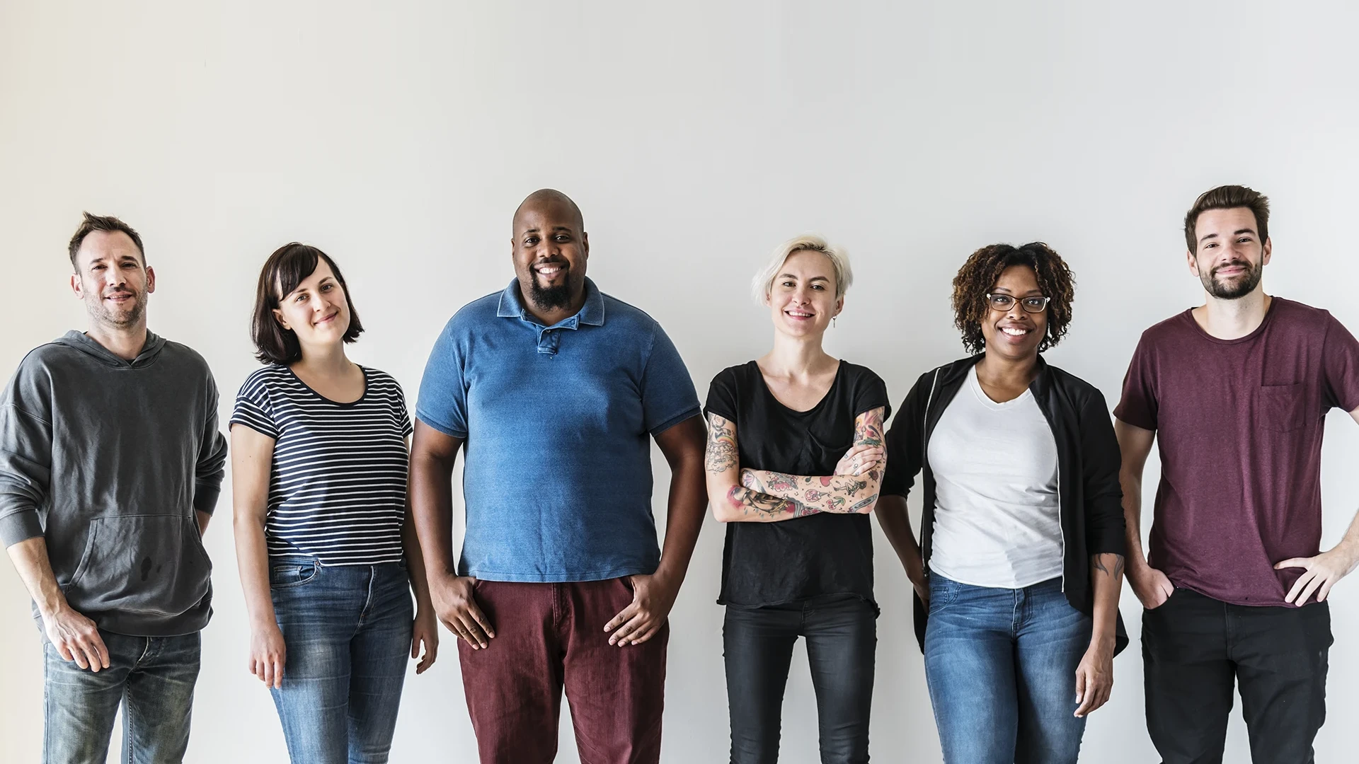 happy-diverse-friends crop